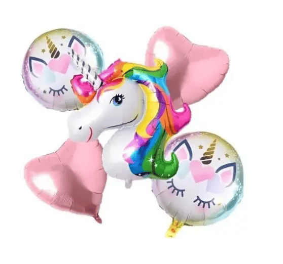 Unicornio Pastel con Corazones